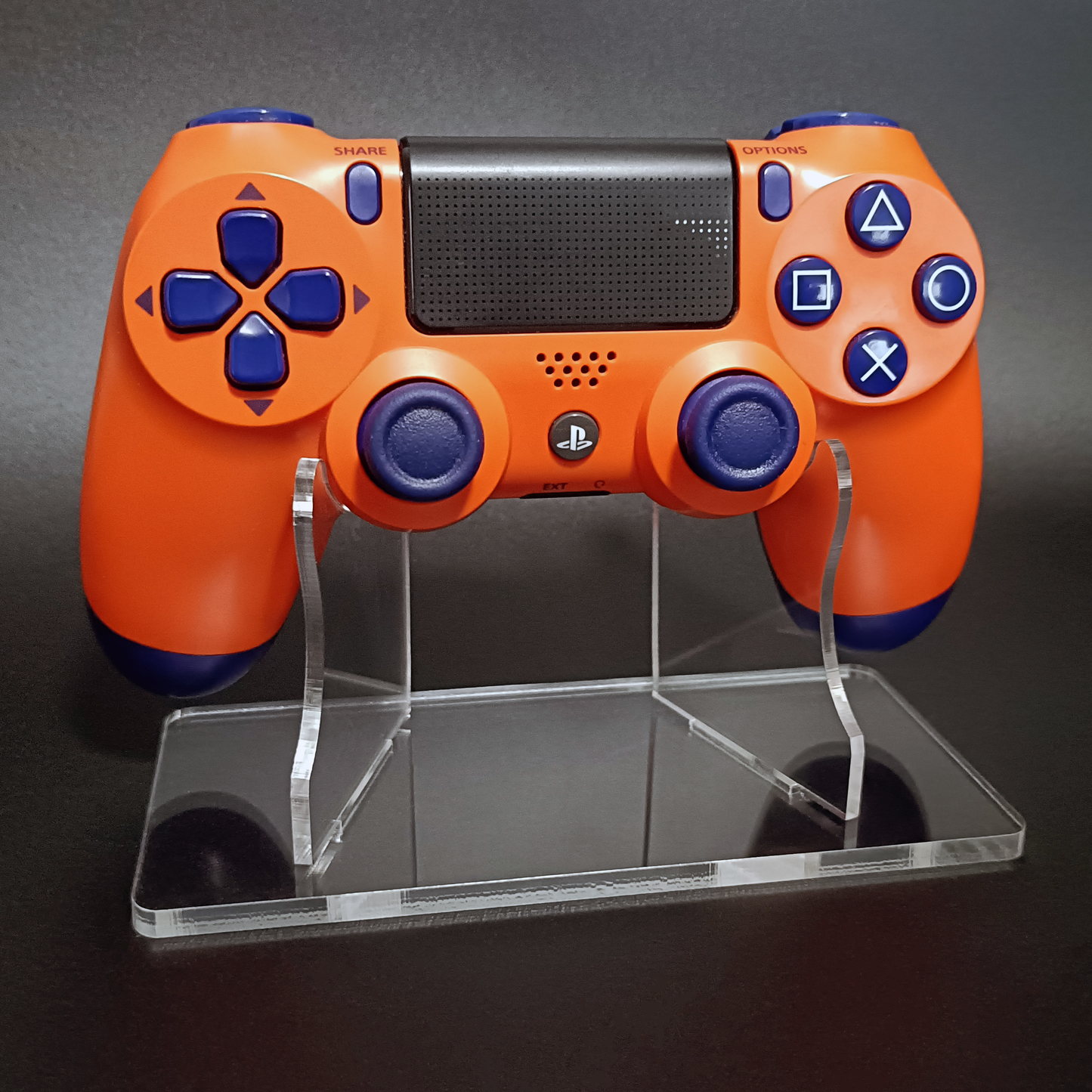Clear Acrylic Playstation 4 / PS4 Controller Display Stand